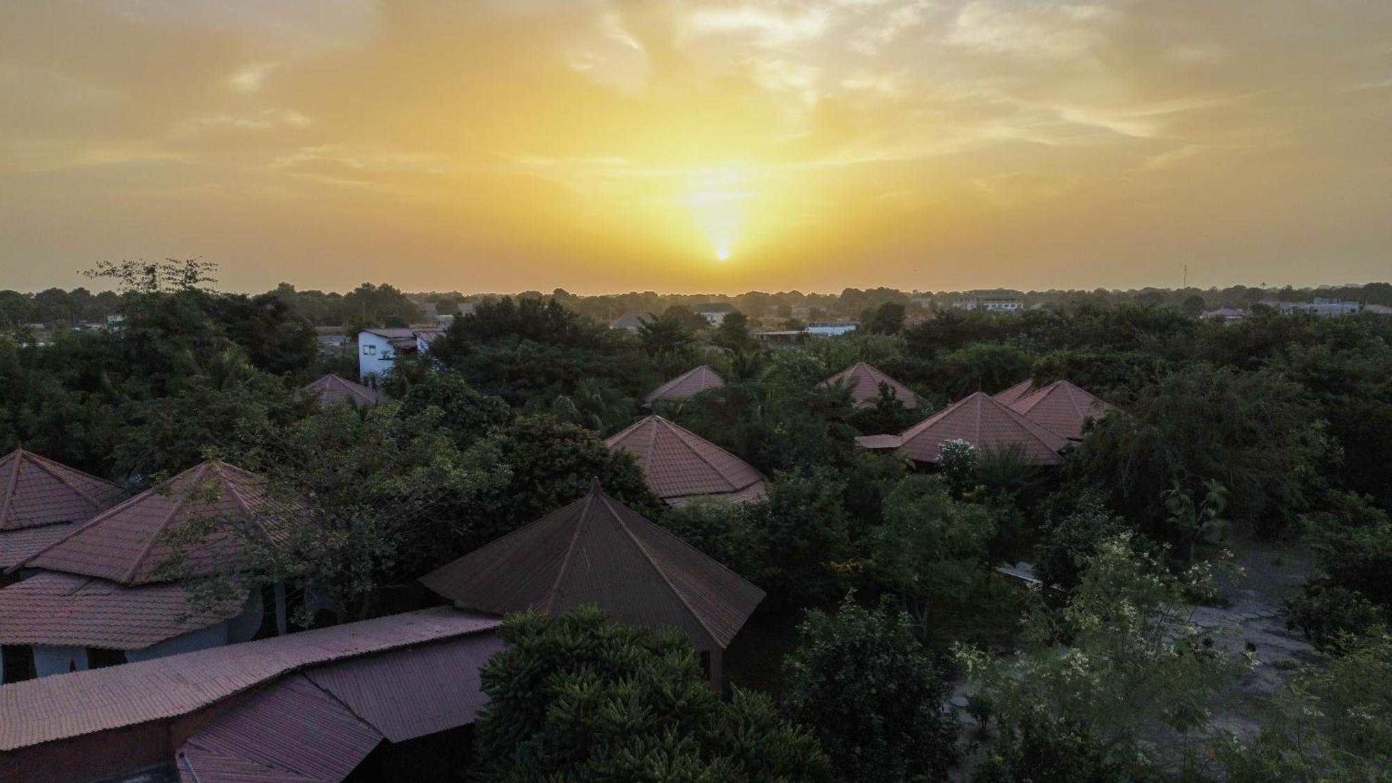 Mama Africa Art Residence & Art Center Gambia Tanji Exterior photo