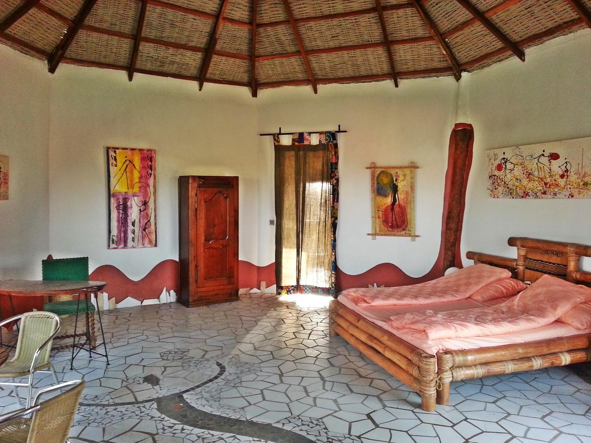 Mama Africa Art Residence & Art Center Gambia Tanji Exterior photo
